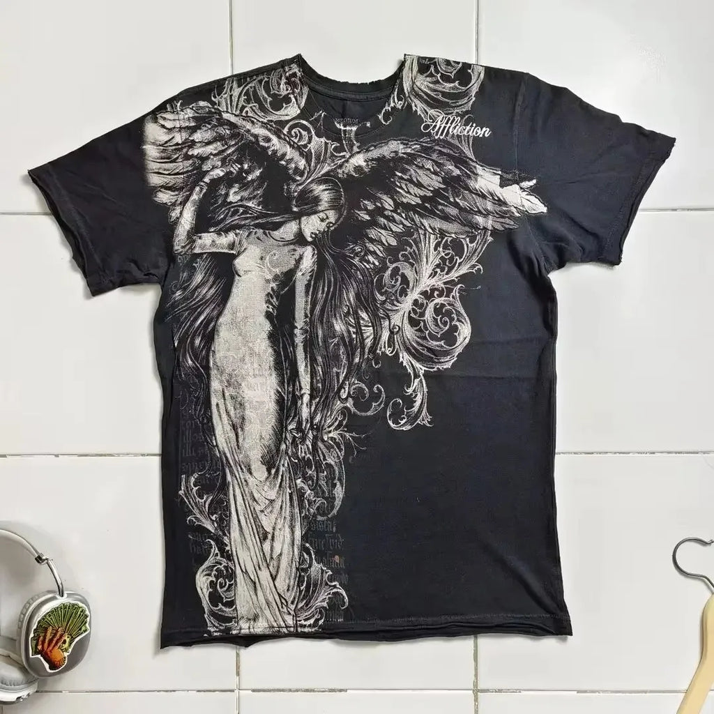 Affliction Gothic Script & Wing Print Tee, Exquisite Streetwear Graphic T - Shirt for Trendsetters