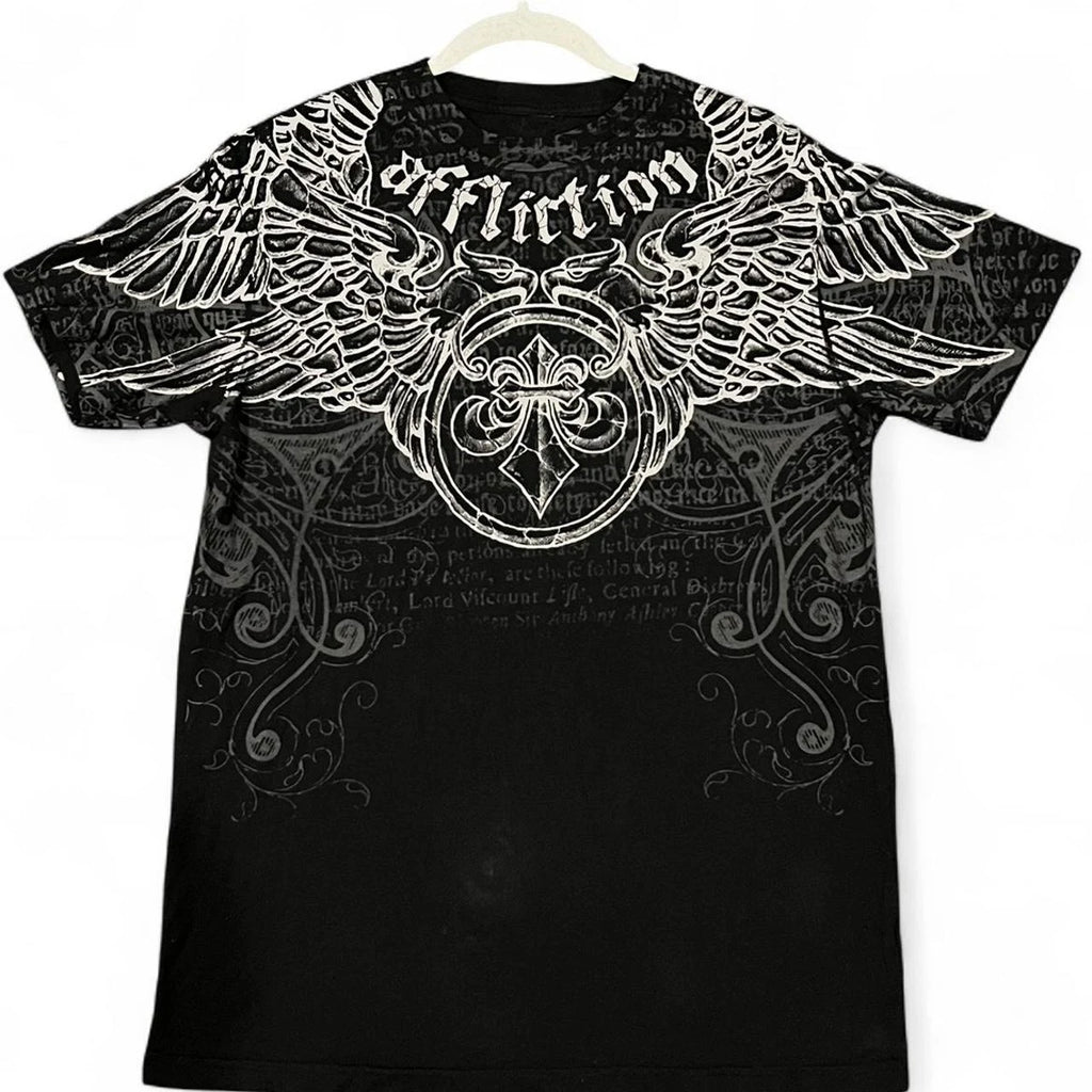Affliction Gothic Script & Wing Print Tee, Exquisite Streetwear Graphic T - Shirt for Trendsetters