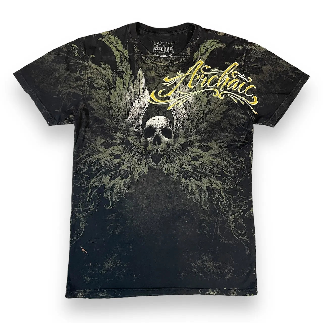 Affliction Gothic Script & Wing Print Tee, Exquisite Streetwear Graphic T - Shirt for Trendsetters
