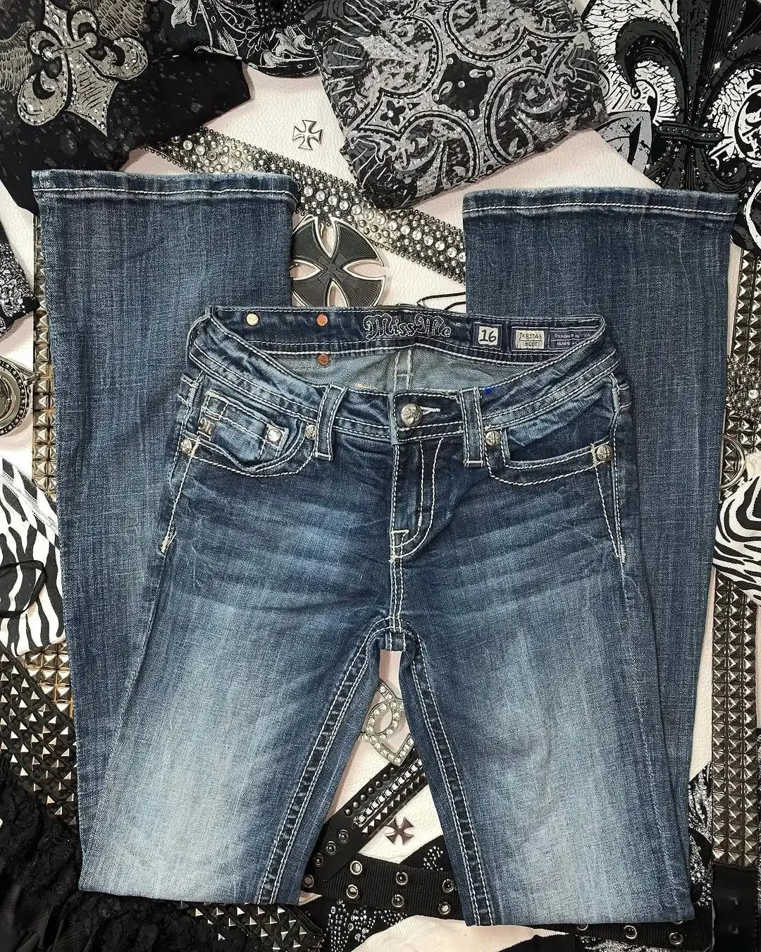 Retro Blue Jeans Woman Gothic High Waited Jeans Hot Diamond Embroidery Pattern Hip Micro Horn Baggy Jeans Street Clothing
