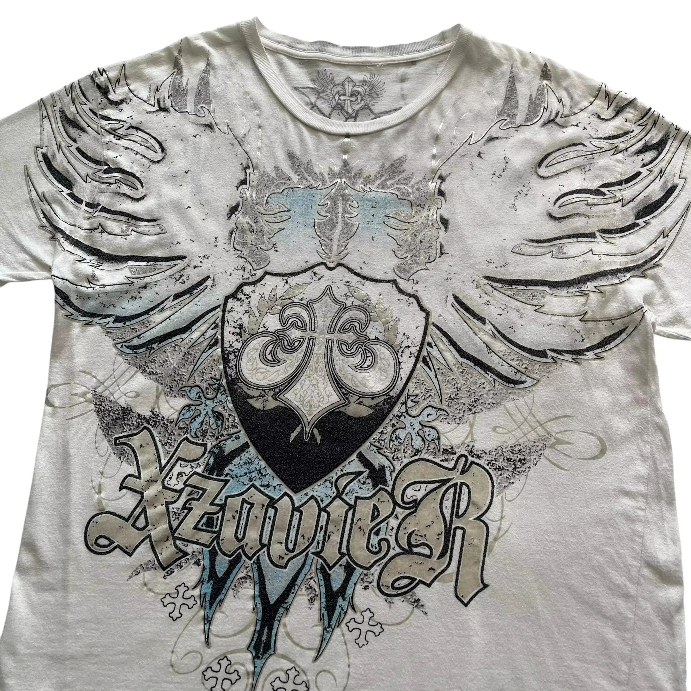 Affliction Gothic Script & Wing Print Tee, Exquisite Streetwear Graphic T - Shirt for Trendsetters